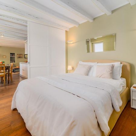 Apartment Mediterraneo Ровин Екстериор снимка